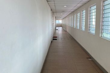 Metropolitan Square Condo