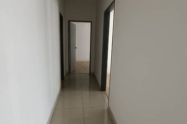 1 Harmonis Condominium For Rental