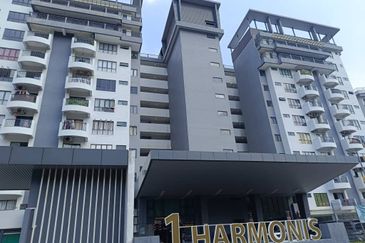 1 Harmonis Condominium For Rental