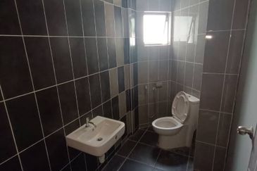 1 Harmonis Condominium For Rental