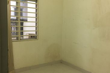 Taman Kipark Double Storey Semi-D ,Puchong