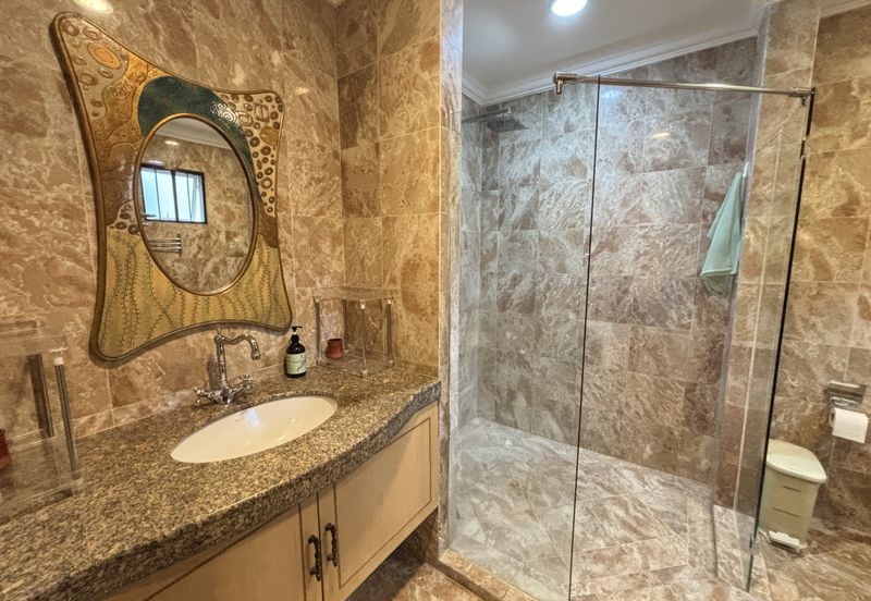 Signal Hill l Bungalow l Furnished l Seaview l Privacy l Likas l KK