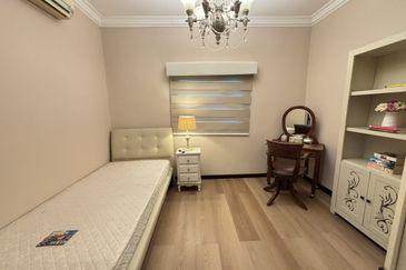 Signal Hill l Bungalow l Furnished l Seaview l Privacy l Likas l KK