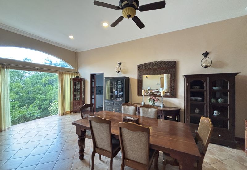 Signal Hill l Bungalow l Furnished l Seaview l Privacy l Likas l KK