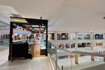 Suria Sabah Shopping Mall