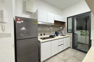 MAYA @ LIKAS KONDOMINIUM