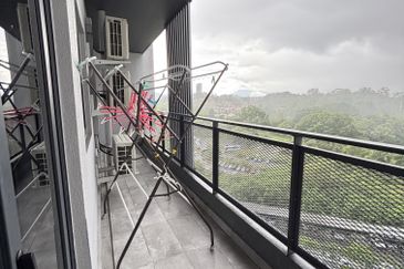 MAYA @ LIKAS KONDOMINIUM