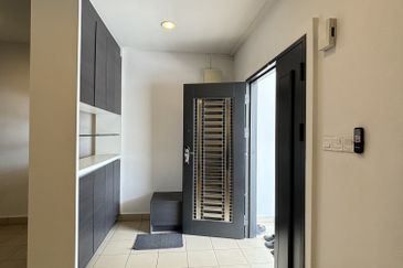 Double Storey Terrace l Ujana Seri Fantasi l Furnish l Likas l KK Town