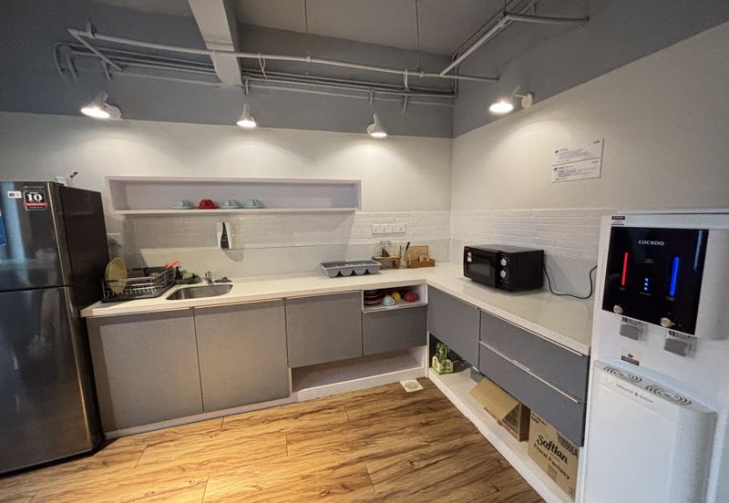 City Hotel l Renovated l Furnished l Gaya Street l 6.5Storey Hotel