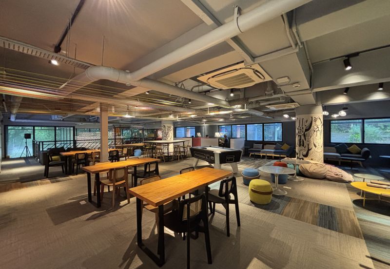 City Hotel l Renovated l Furnished l Gaya Street l 6.5Storey Hotel