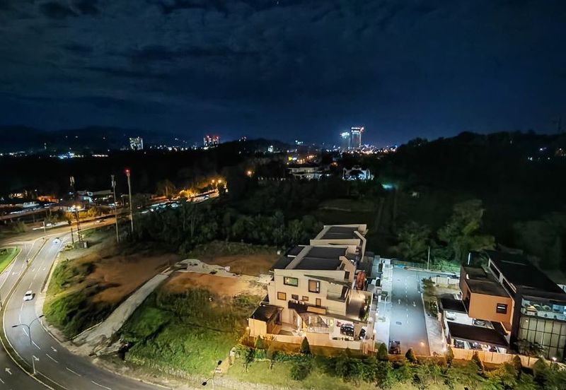 Jesselton Twin Towers