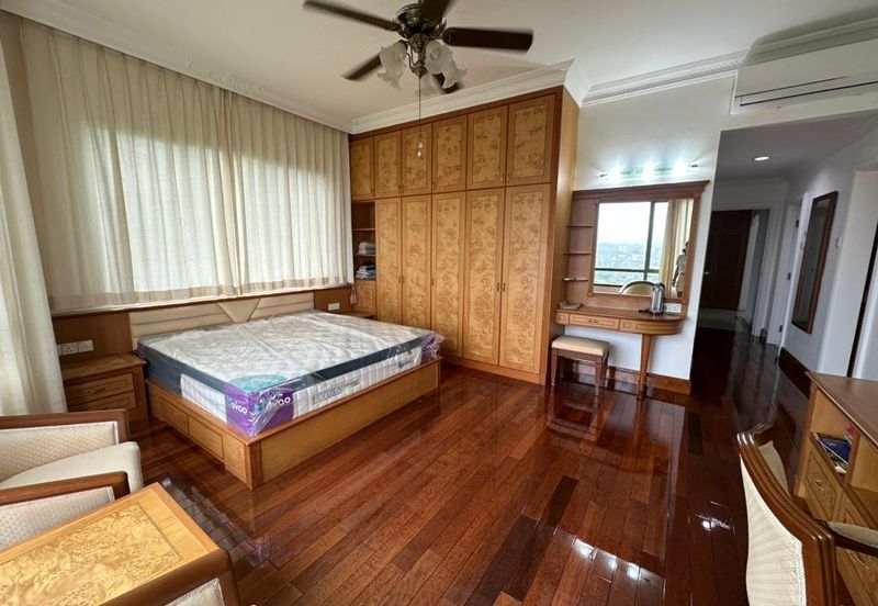 The Peak Condominium