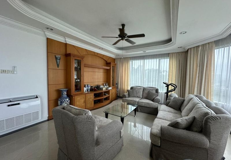 The Peak Condominium