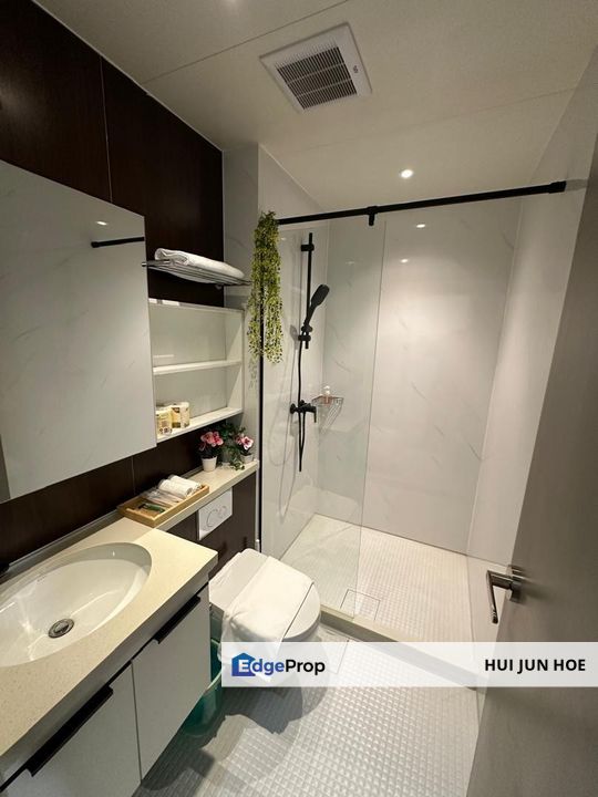 Baysuite l Likas l Seaview l Furnished l HQE l KK CBD l The Peak, Sabah, Kota Kinabalu