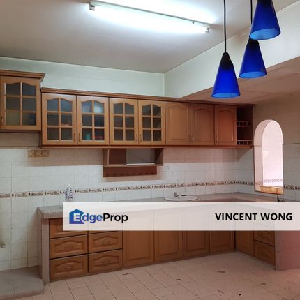 Two Story Terrace House Kota Damansara Sek.6 Jalan Cecawi, Selangor, Kota Damansara