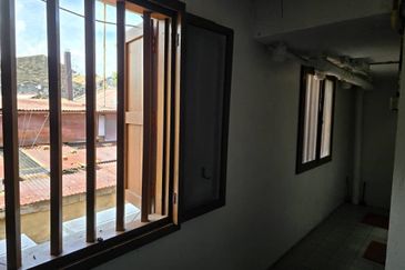 Heritage 2 Storey Shop @ Jalan Tukang Emas For Sale