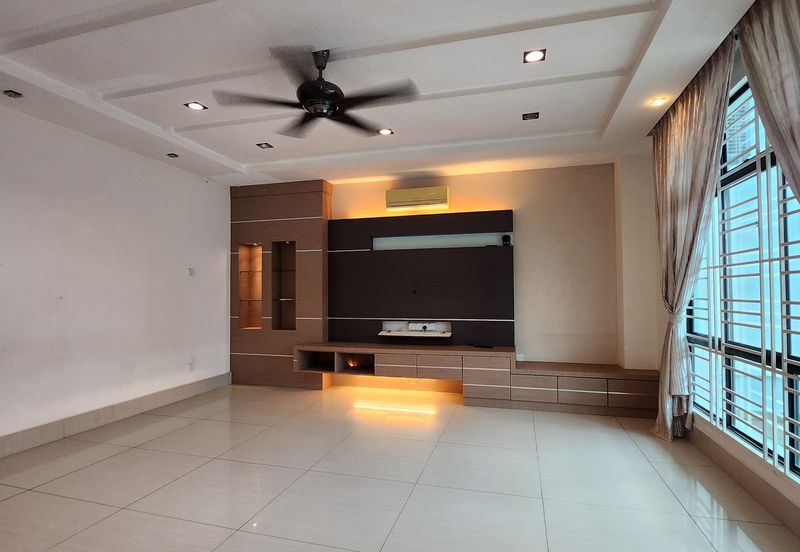 Glomac Taman Kota Laksamana 2 Storey House For Sale