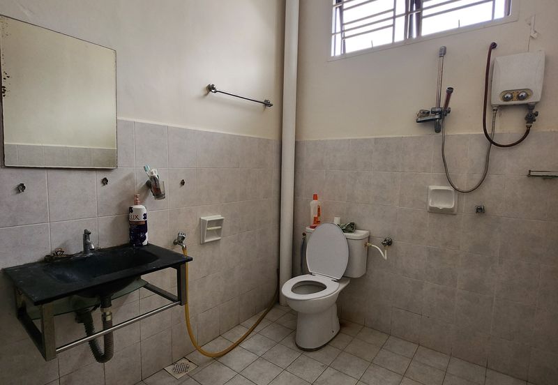 Glomac Taman Kota Laksamana 2 Storey House For Sale