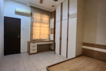 Glomac Taman Kota Laksamana 2 Storey House For Sale