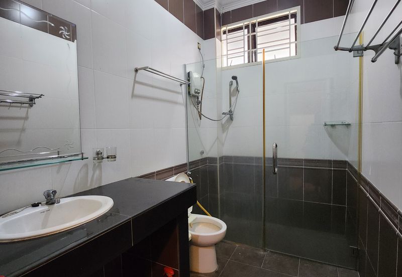 Glomac Taman Kota Laksamana 2 Storey House For Sale