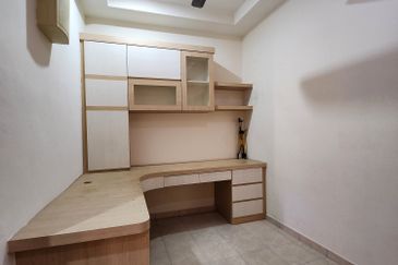 Glomac Taman Kota Laksamana 2 Storey House For Sale