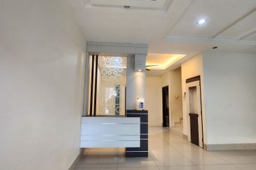 Glomac Taman Kota Laksamana 2 Storey House For Sale