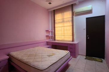 Glomac Taman Kota Laksamana 2 Storey House For Sale