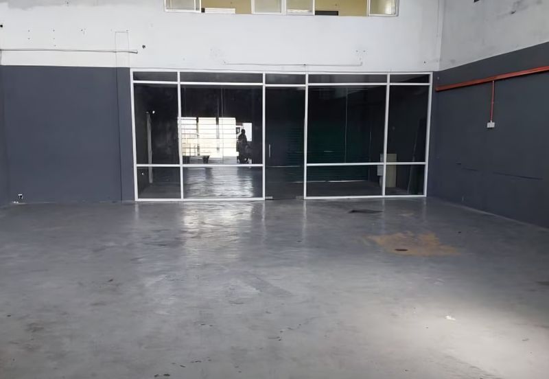 Factory @ Batu Berendam For Sale