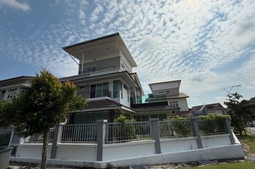 TIARA MELAKA GOLF & COUNTRY CLUB (VILLE