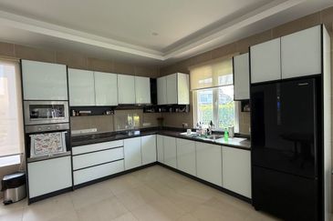 TIARA MELAKA GOLF & COUNTRY CLUB (VILLE