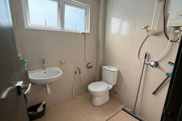 TIARA MELAKA GOLF & COUNTRY CLUB (VILLE