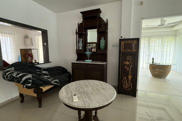 TIARA MELAKA GOLF & COUNTRY CLUB (VILLE