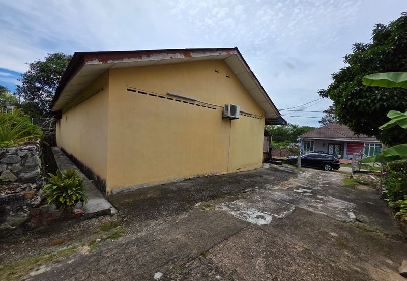 Residential Land @ Cheng For Sale