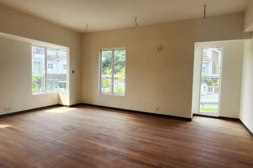 Jalan Akuatik 13/67A