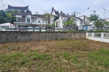 Jalan Akuatik 13/67A