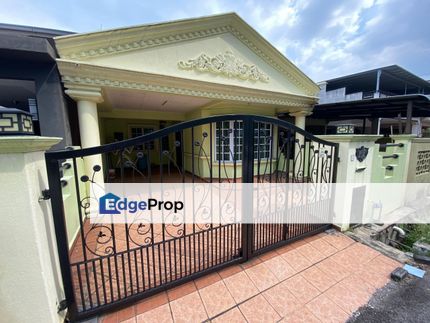 Taman Bunga Negara Seksyen 27 Shah Alam Fully Furnished Double Storey, Selangor, Shah Alam