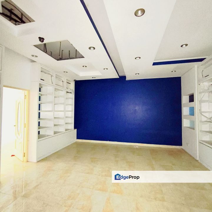 Seksyen 13 Shah Alam Laman Seri Business Park Office Space, Selangor, Shah Alam