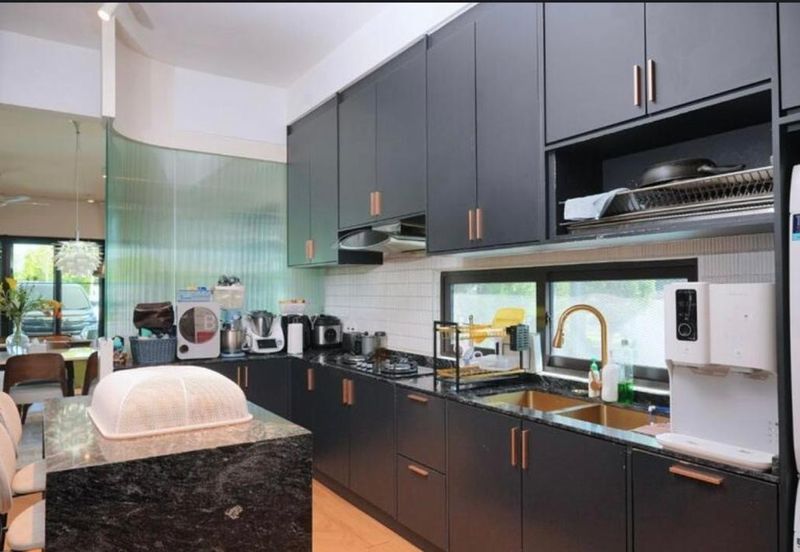 ATHIRA, Bandar Bukit Raja