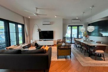 ATHIRA, Bandar Bukit Raja