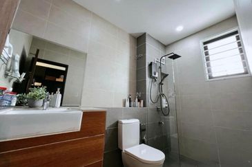 ATHIRA, Bandar Bukit Raja