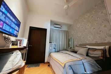 ATHIRA, Bandar Bukit Raja