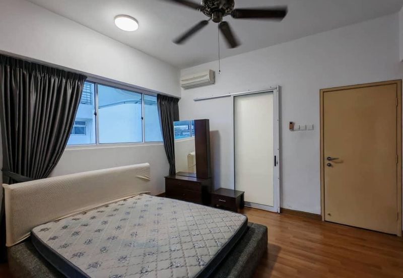 The Plaza Condominium