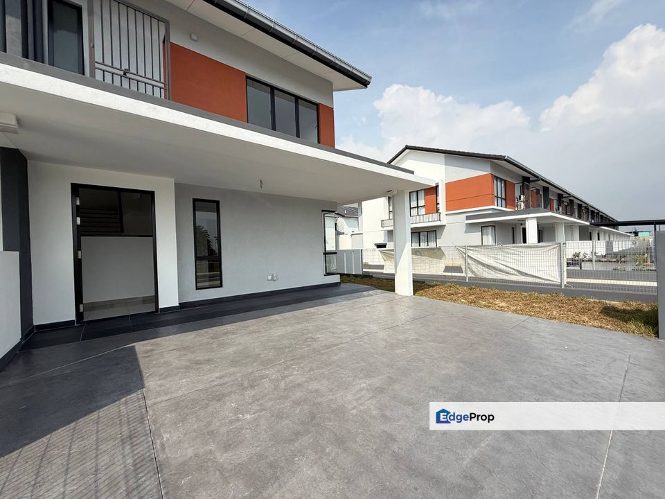[Facing Lake] End Lot Double Storey Terrace, Casira 3 Bandar Bukit Raja, Klang, Selangor, Bandar Bukit Raja