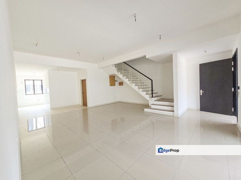 Double Storey Terrace , Nadira 3 Bandar Bukit Raja, Selangor, Klang