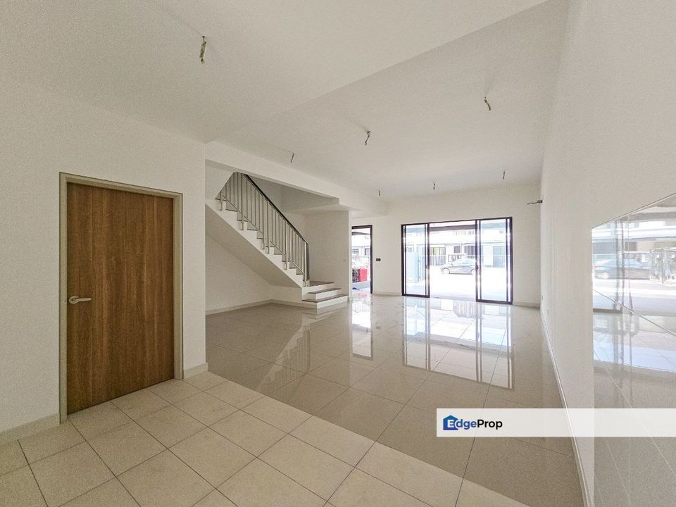 Double Storey Terrace , Nadira 3 Bandar Bukit Raja, Selangor, Klang