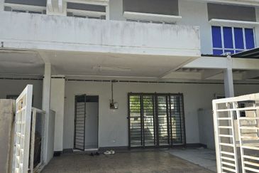 Saron @Bandar Bukit Raja