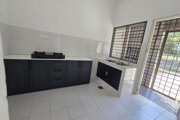 Saron @Bandar Bukit Raja