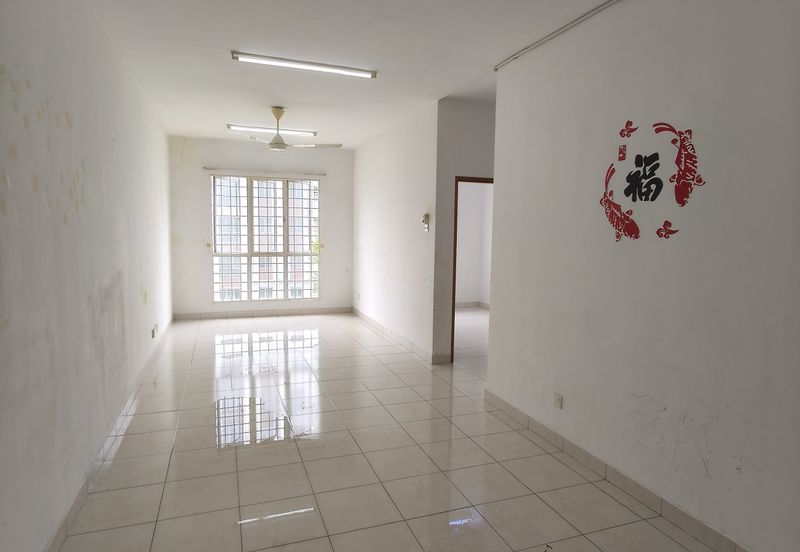 Azaria Apartment @ Bandar Paklands