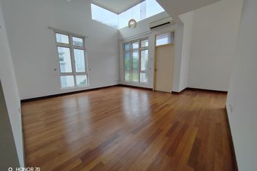 Casa Idaman, Setia Alam