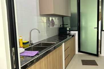 Duta Villa, Setia Alam